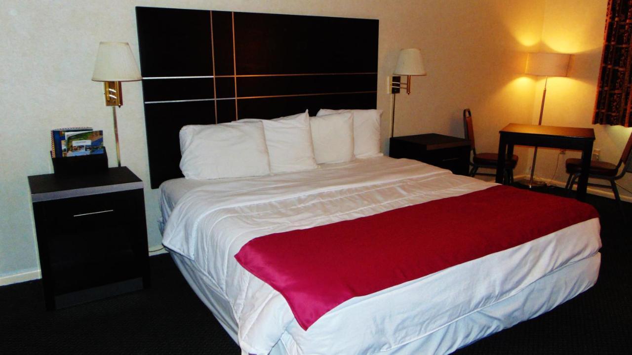 โอเชียนไซด์ ลอดจ์ Hotel Marmora ภายนอก รูปภาพ